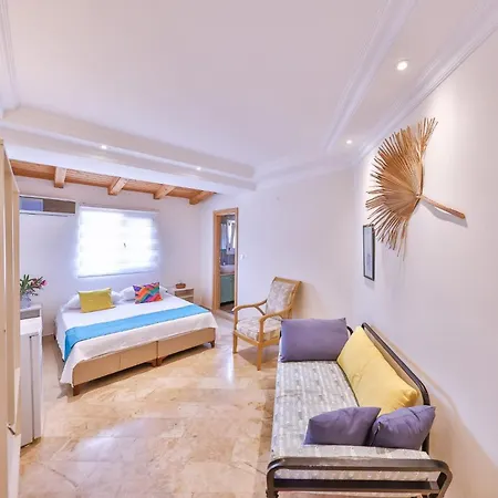 Otel Lacitrus And 3*
